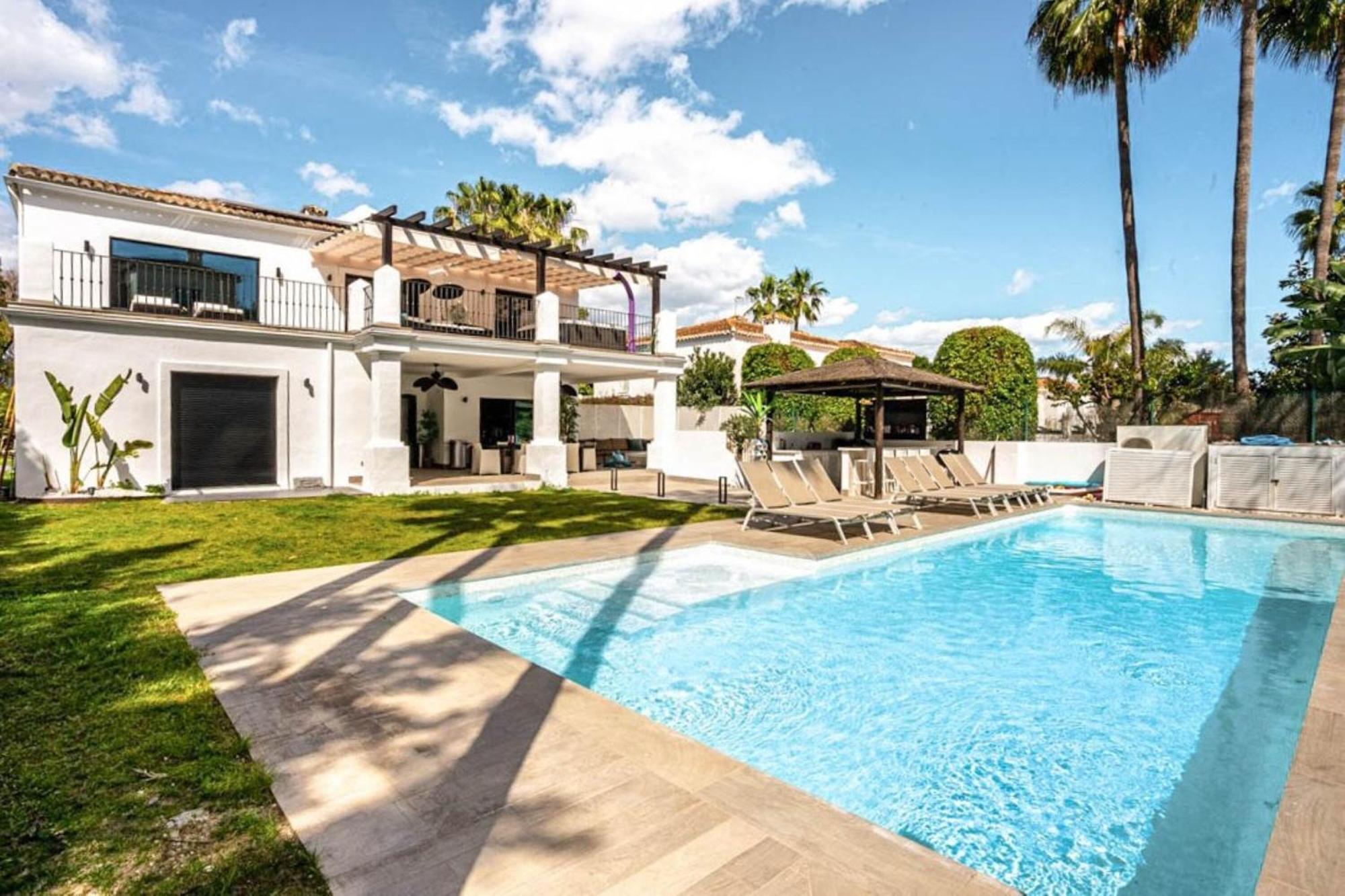 New Zacaluca Pool Sauna & Gym Villa *